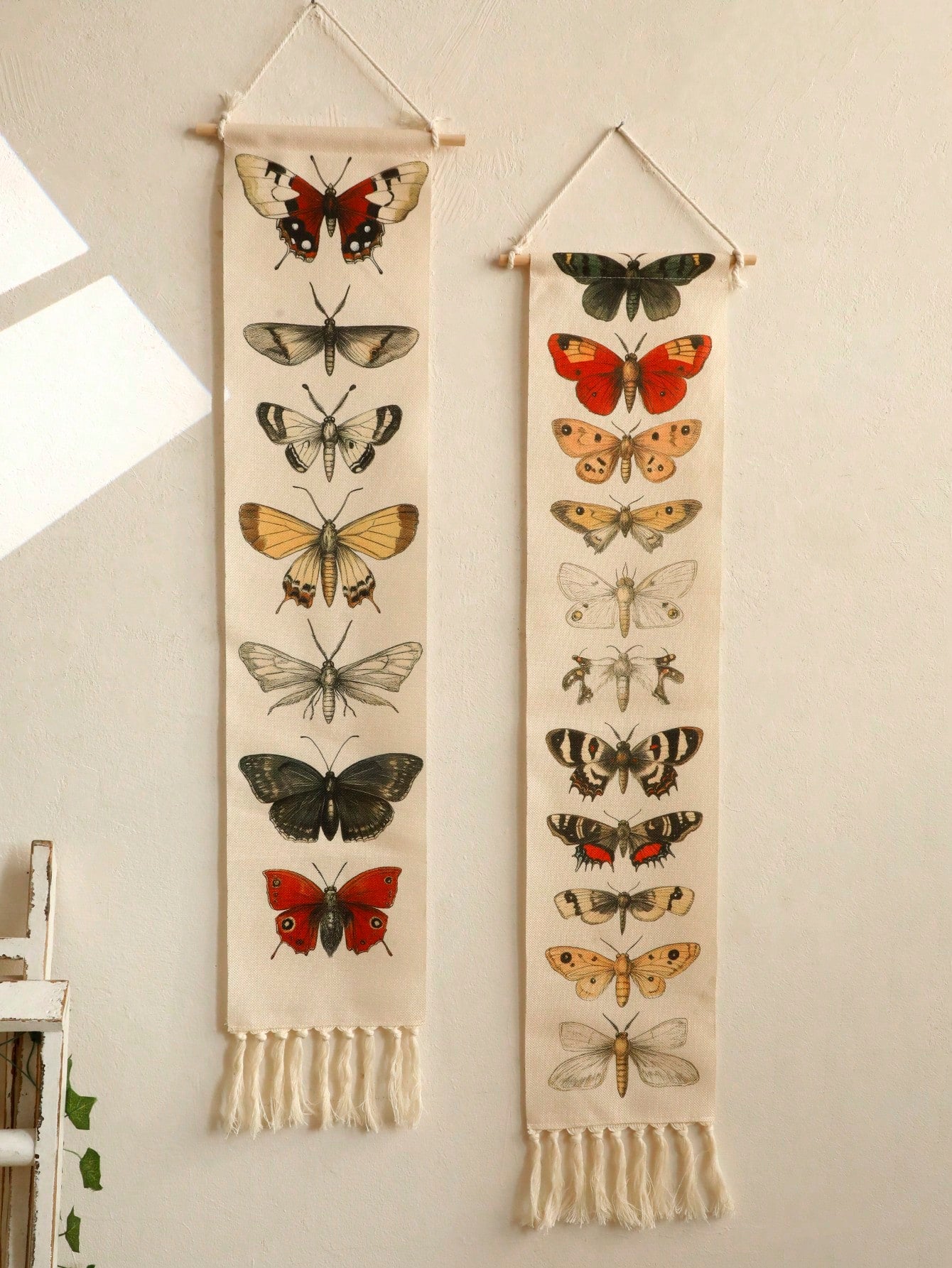 1Pc Vintage Butterfly Tapestry Wall Hanging with Tassels – Insect Moth Specimen Print Banner for Boho Botanical Home Decor, Nature Theme Wall Art for Bedroom Living Room Gallery Classroom